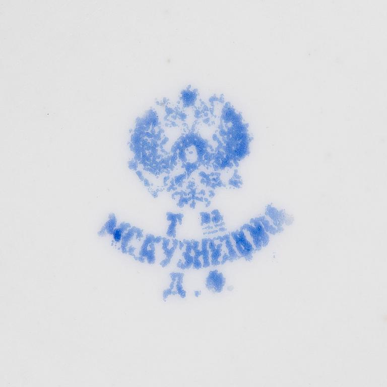 Kuznetsov, chokladkopp med fat, porslin, Dulevo-fabriken, 1891 - 1917.