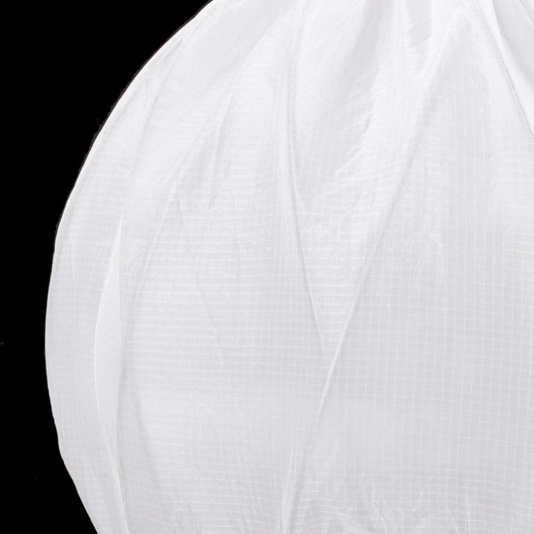 TAKLAMPA, "Pia", Tore Ahlsén, Gärsnäs, 1900-talets andra hälft. Höjd ca 80 cm.