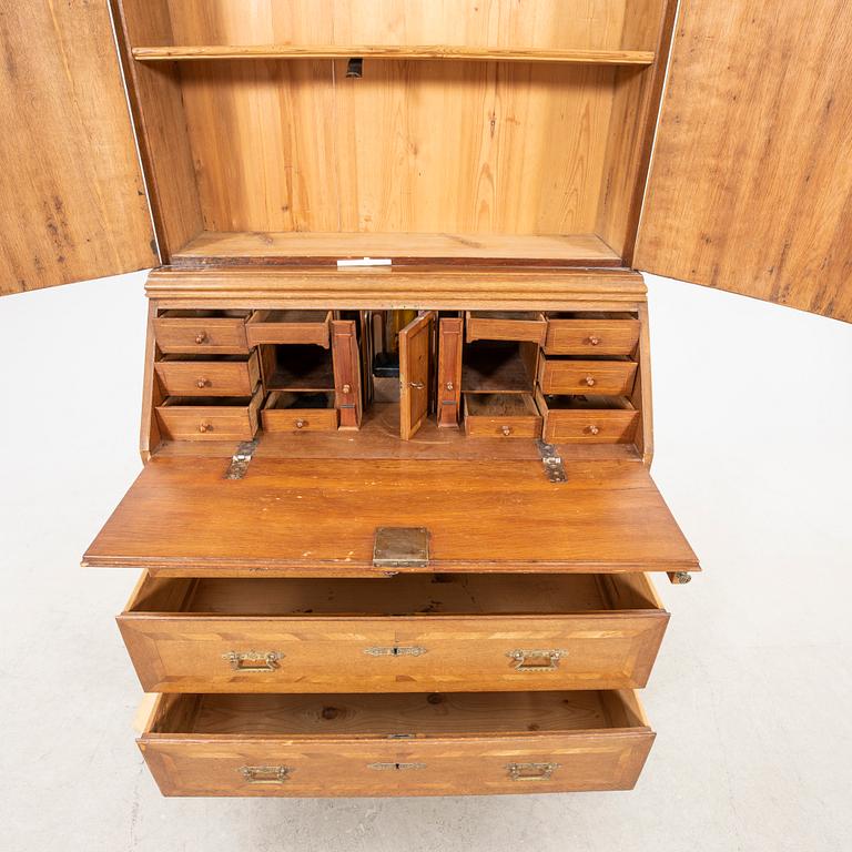 Skrivskåp barock 1700-talets mitt.