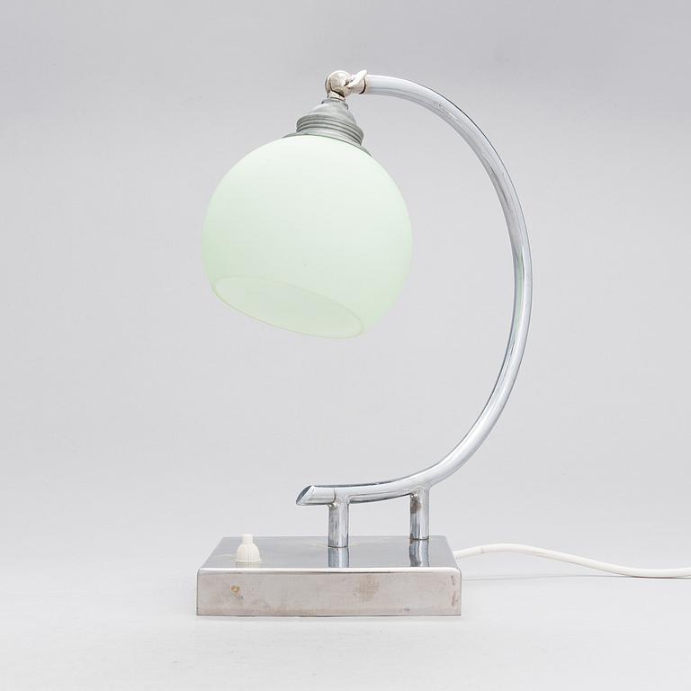 A 1930's table lamp.