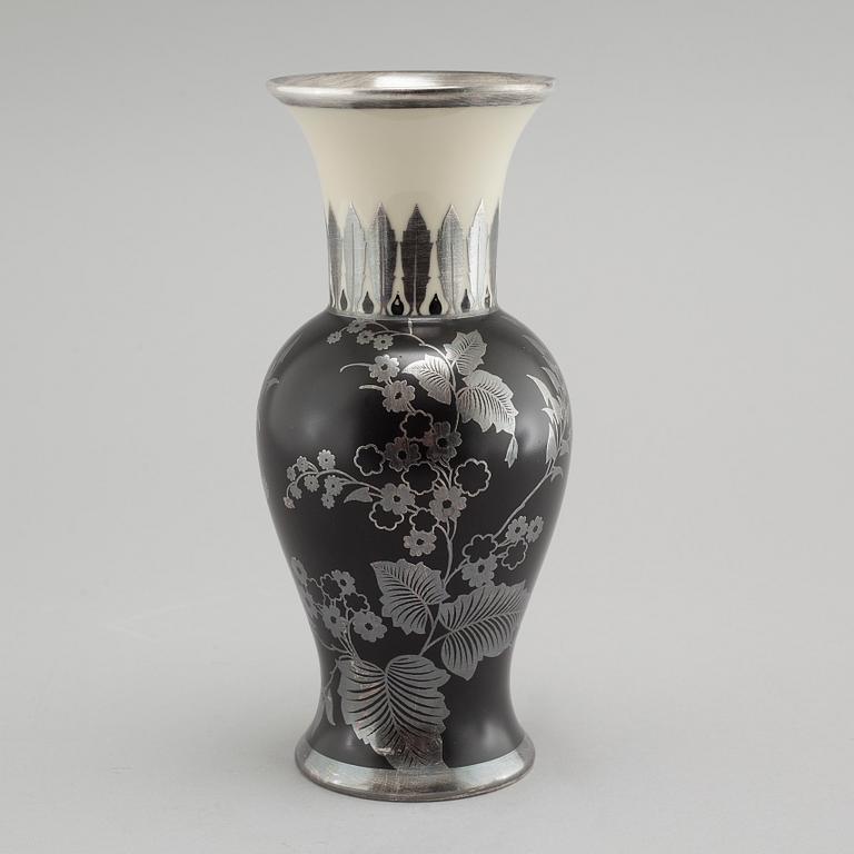 A 1930's vase by Rosenthal, numbered 1000/1000.