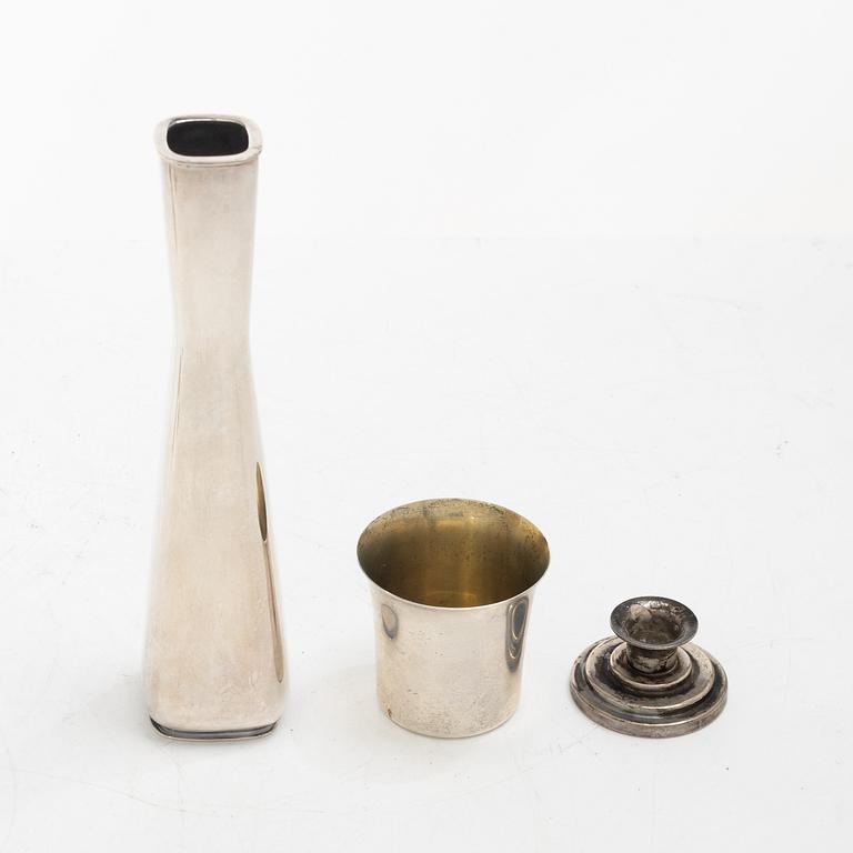 13 pieces of silover for the table, different makers including C.G.Hallberg and GAB, Sweden.