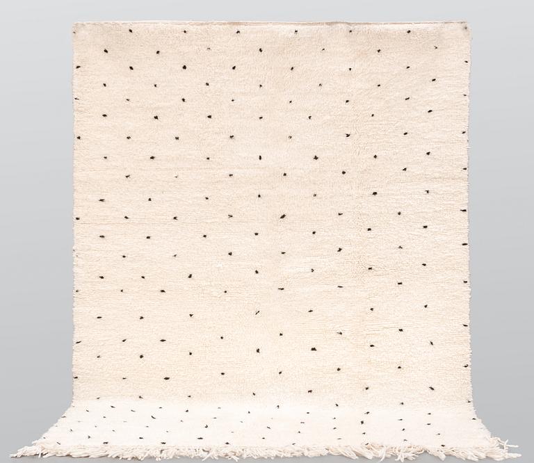 A Moroccan carpet, 254 x 160 cm.