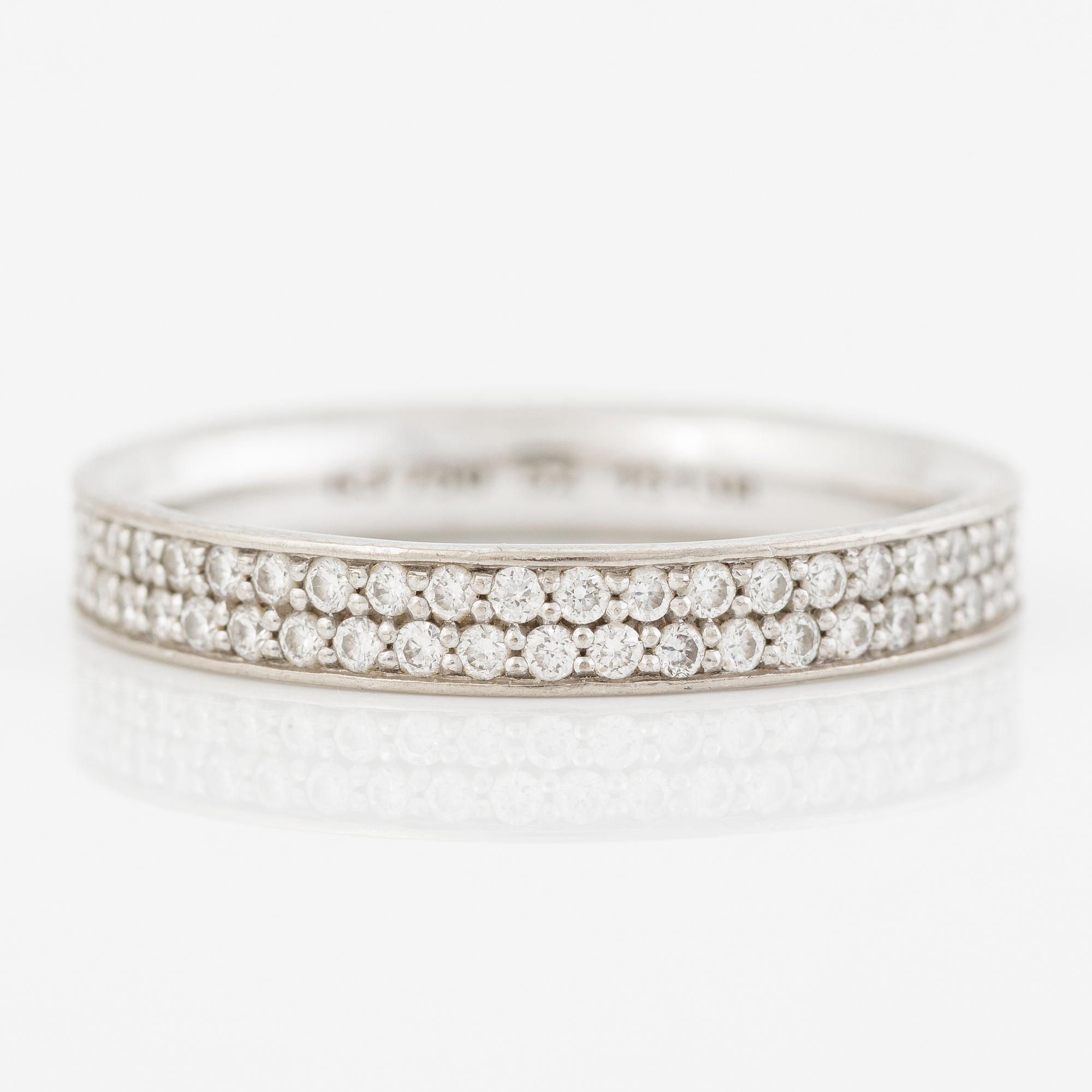Georg Jensen, ring "Magic" full eternity band 18K white gold with brilliant-cut diamonds.