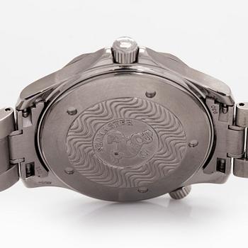 Omega, Seamaster, "Electric Blue", Diver 300M, wristwatch, 41 mm.
