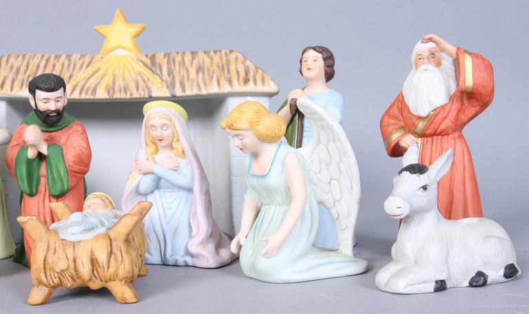 FIGURINER, 15 st, flintgods, efter Jenny Nyströms julkrubba, utgiven av Kalmar Läns Museum.