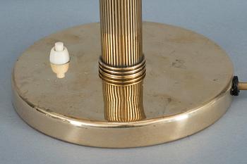 Paavo Tynell, BORDSLAMPA.