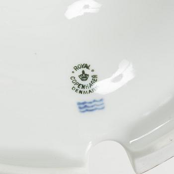 Royal Copenhagen, terrin, "Flora Danica", Danmark, 1967-83.