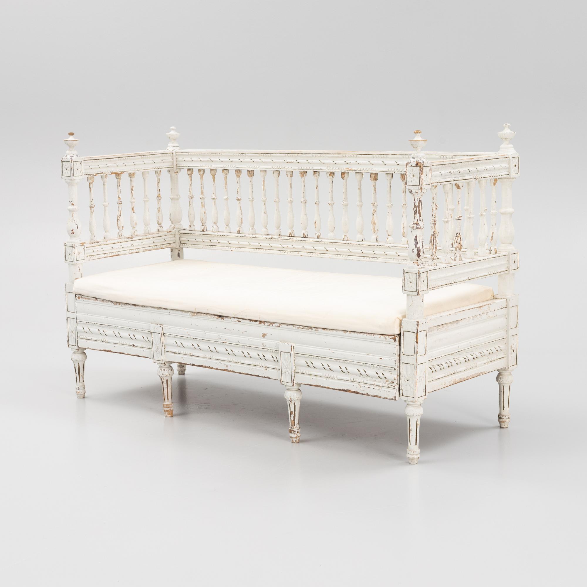 Soffa, gustaviansk, omkring år 1800.