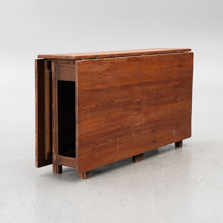 Drop-leaf table, 19th century.