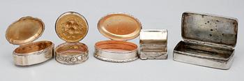 SILVERDOSOR, 5 st, silver, bl a NP Sunding, Sundsvall, 1818. Tot vikt 222 gram.