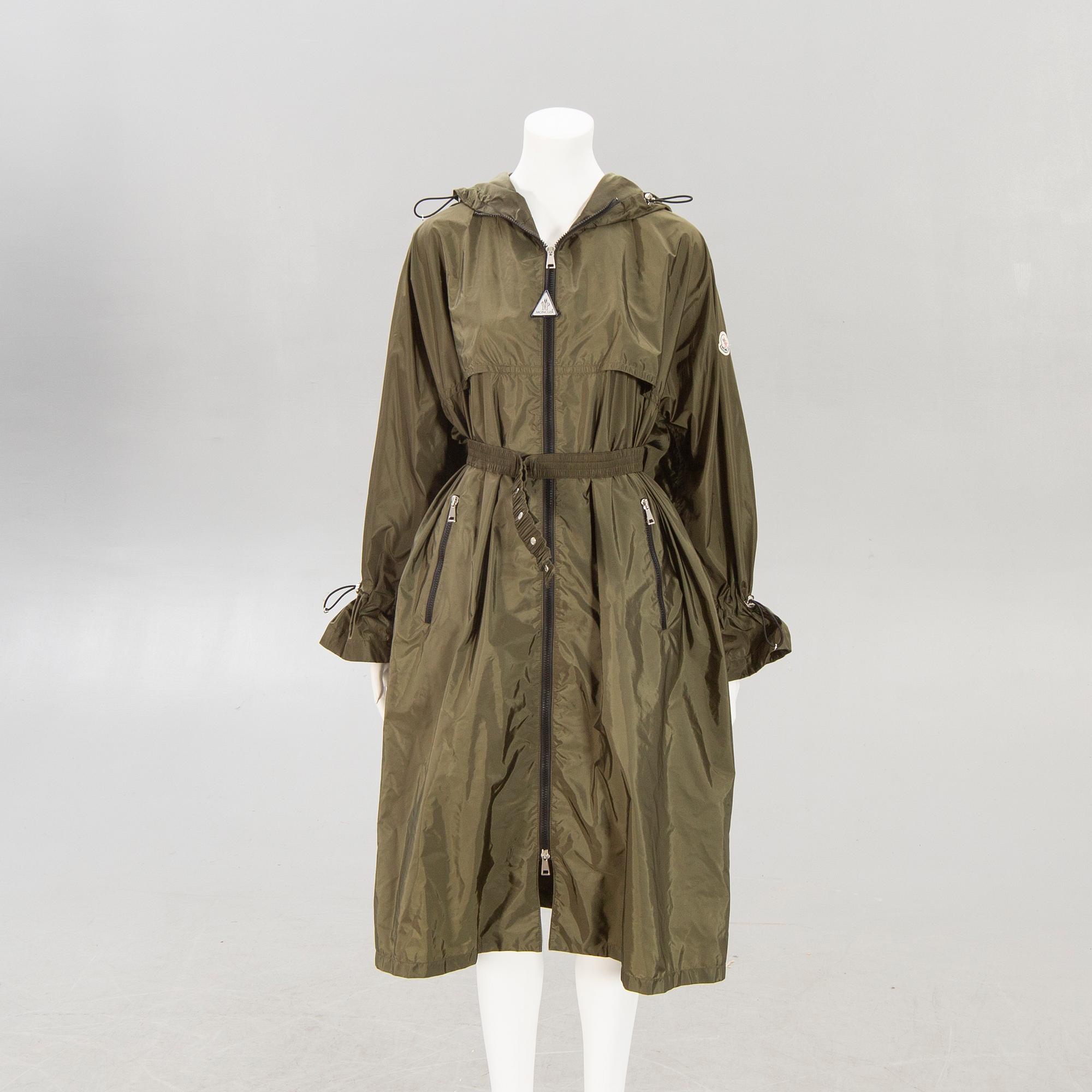 A Moncler Washington long parka  jacket size 2 (M).