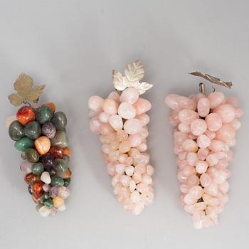 BORDSDEKORATIONER, tre stycken, sten. Kina, 1900-tal.