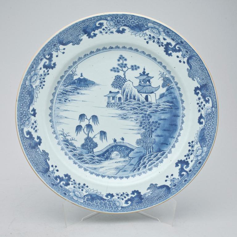 FAT, 3 st, porslin, Kina, Qing dynastin, Qianlong (1735-96).