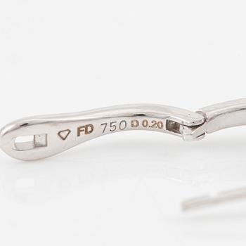 Earrings, 18K white gold set with brilliant-cut diamonds.