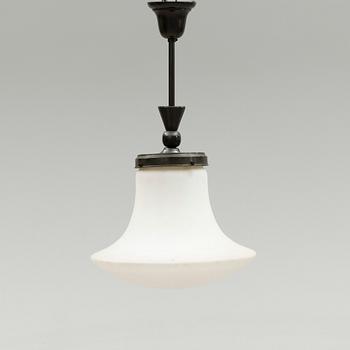 TAKLAMPA, 1900-talets första hälft. Höjd 61 cm.