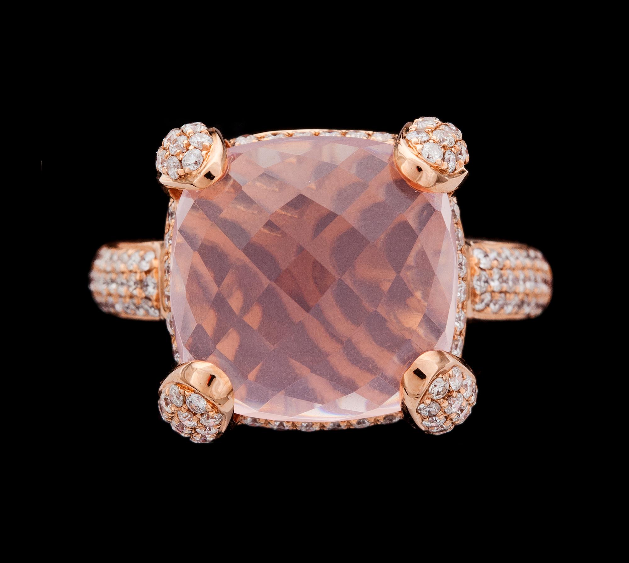RING, rose quartz and brilliant cut diamonds, tot. app. 1 ct.