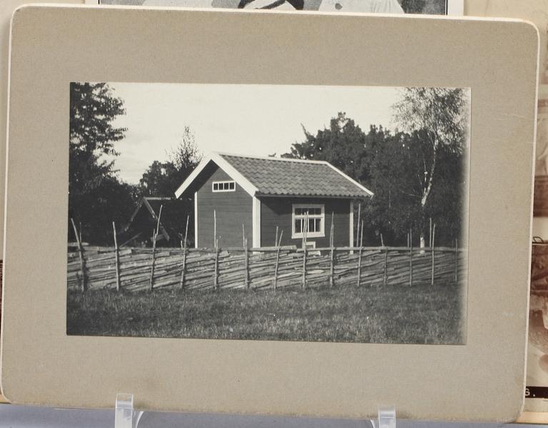 PARTI FOTOGRAFIER OCH VYKORT, sent 1800-tal till tidigt 1900-tal.