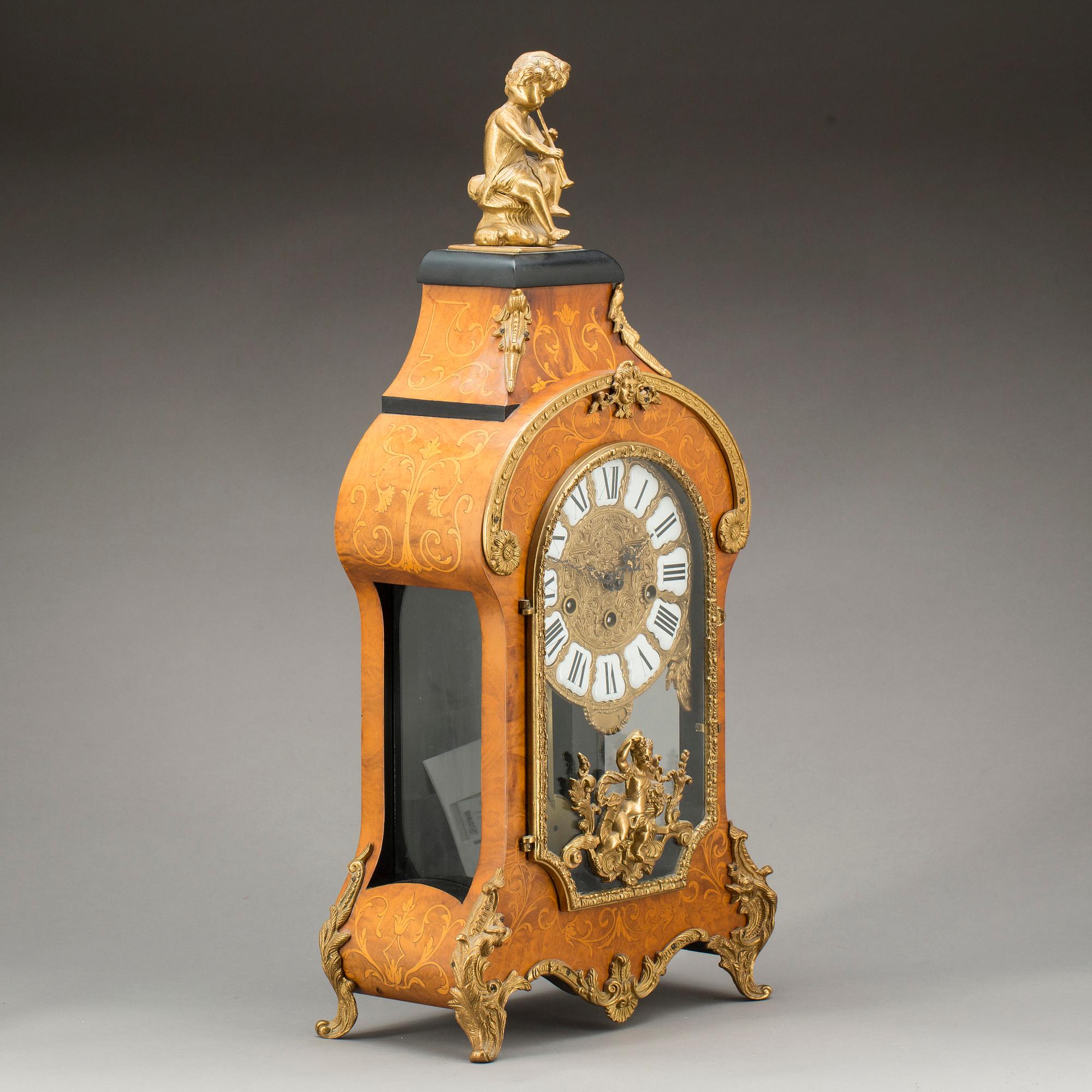 BORDSPENDYL, märkt FHS. Tyskland, 1900-talets mitt.