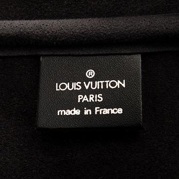 Louis Vuitton, a 'Taiga Kendall PM' weekend bag.