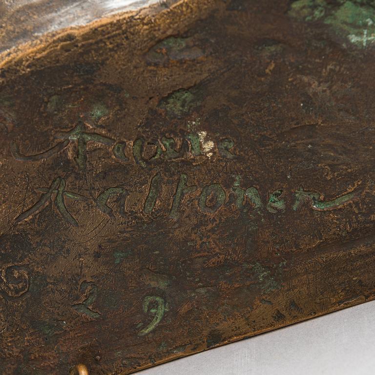 Aarre Aaltonen, pronssiveistos, signeerattu ja päivätty 1929.