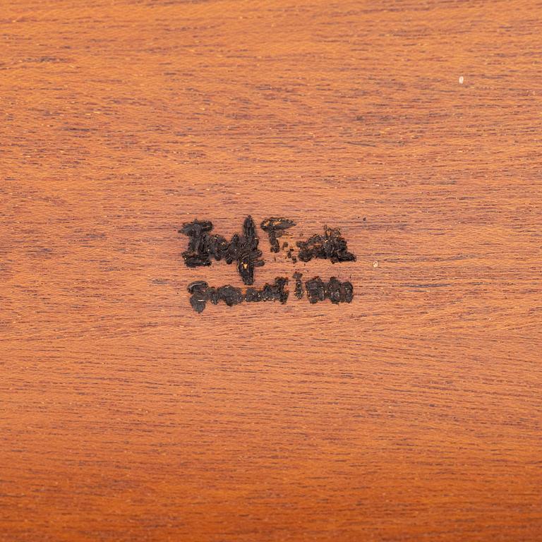 Josef Frank, biblioteksbord/ sideboard, modell 648, Firma Svenskt Tenn, efter 1985.