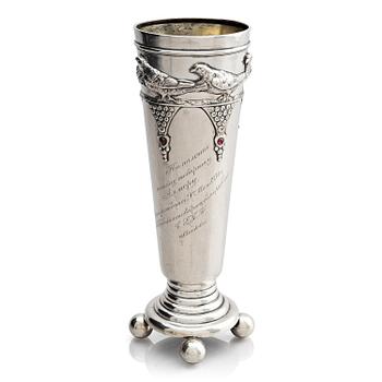 330. K. Fabergé, vas, silver, kontrollmästare Ivan Lebedkin, Moskva, Ryssland, tidigt 1900-tal.