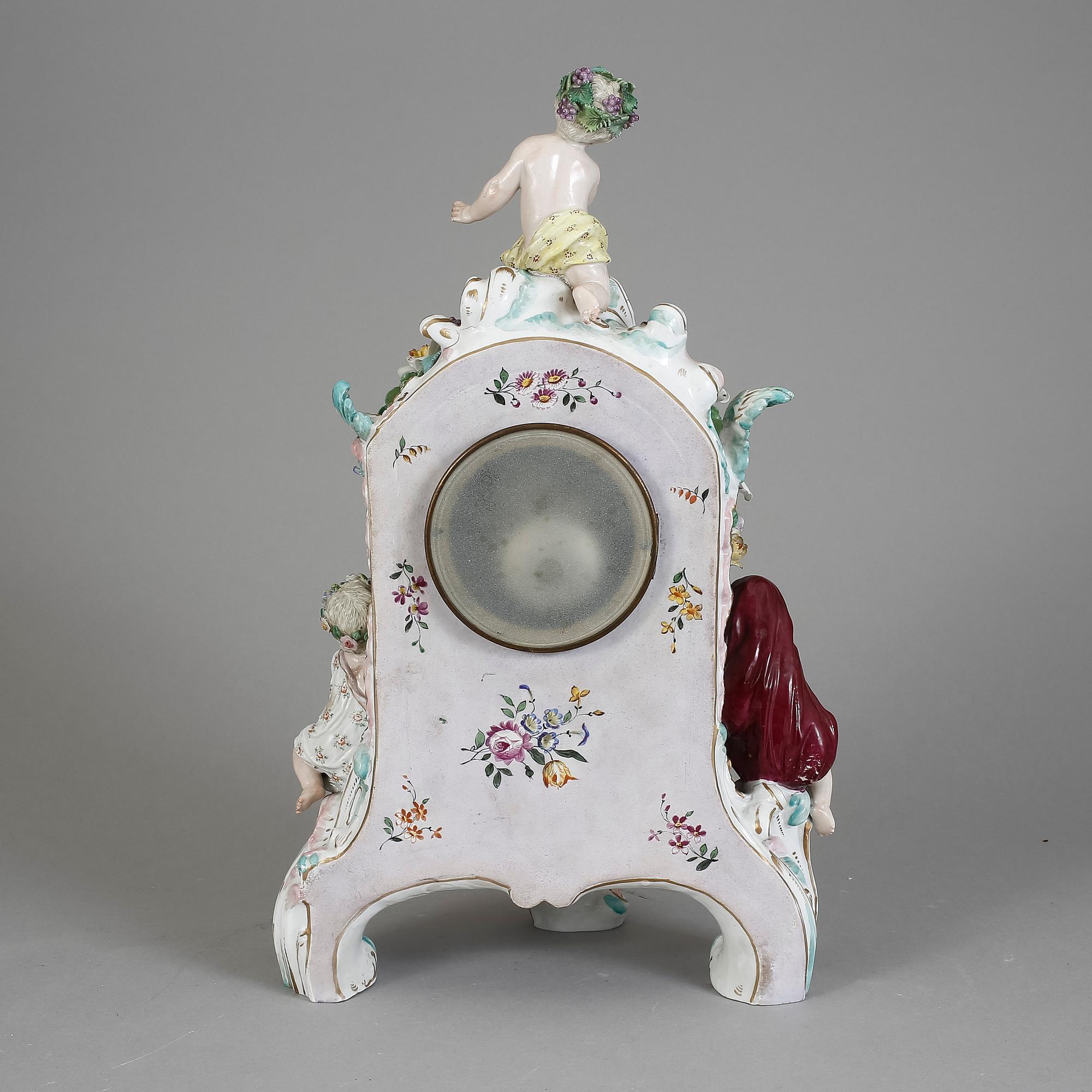 BORDSUR, porslin, 1800-talets slut.