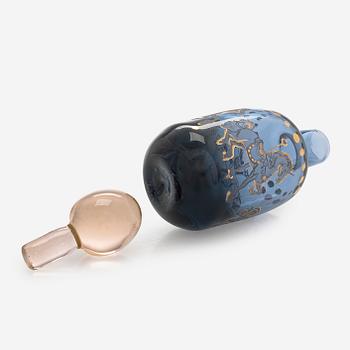 Sini Majuri, skulptur, glas, "Remember to live remember Bacchus". Signerad Sini Majuri 2024.