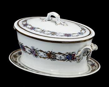 SERVISDELAR, 65 st, flintgods, "Iris", Rörstrand, 1872-1910.