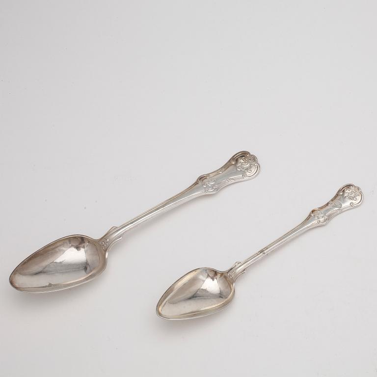 SKEDAR, 12+6 delar, silver, Larson & Co, Göteborg, 1860-tal. Totalvikt ca1200g.
