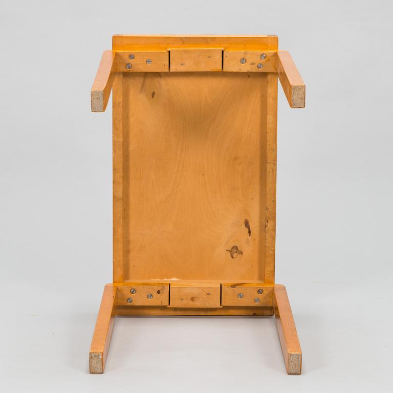 Alvar Aalto, bord, modell 86 för O.Y. Huonekalu- ja Rakennustyötehdas A.B. 1940-tal.