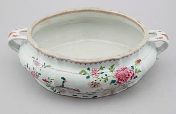 TERRIN, porslin, Kina, Qianlong 1736-1795.