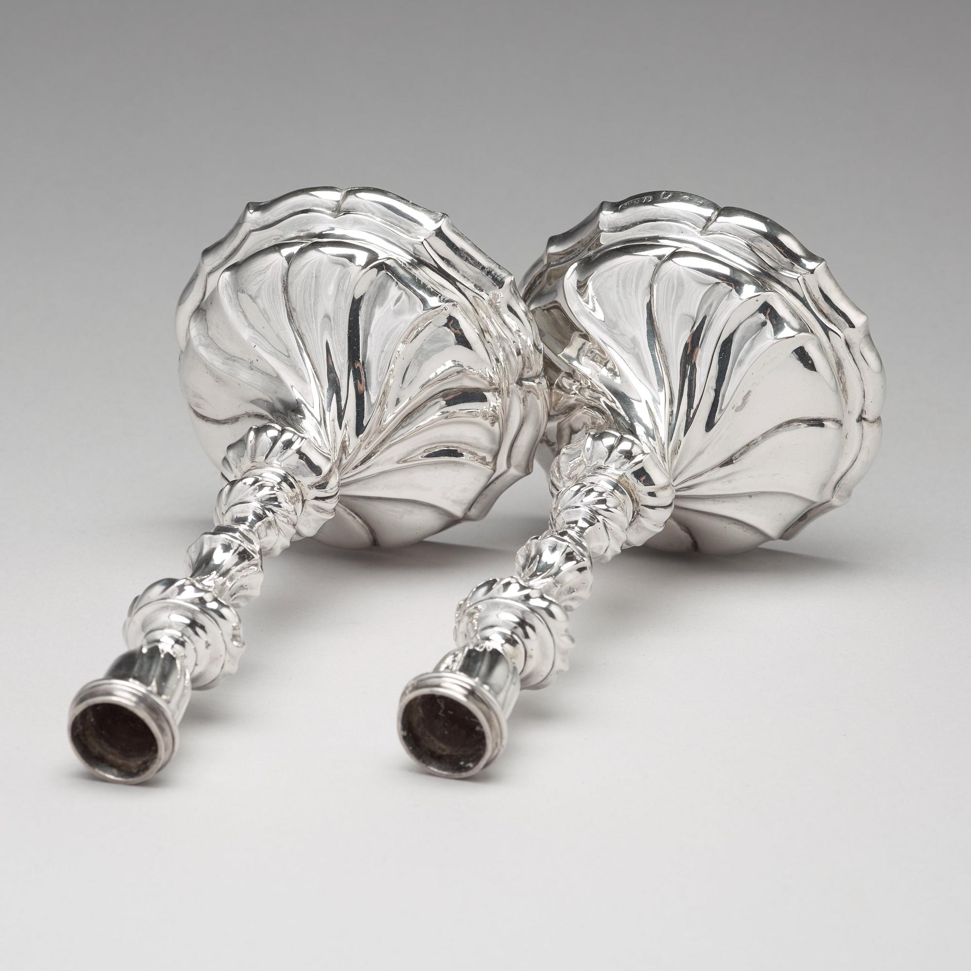Isak Sauer, ljusstakar, ett par, silver, Stockholm 1755. Rokoko.