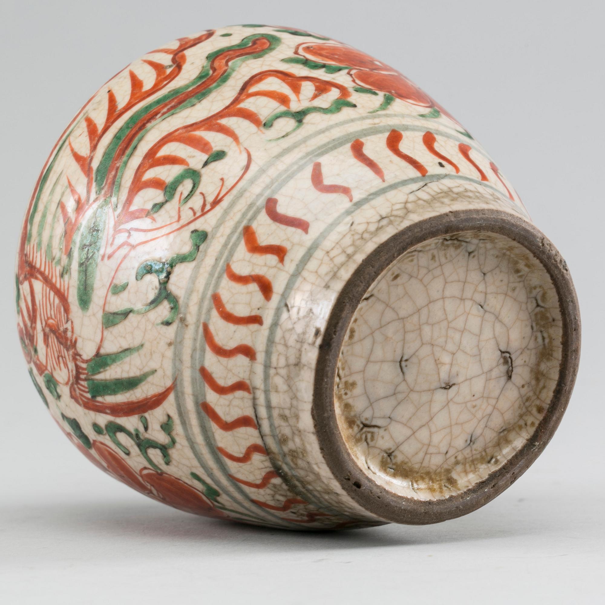 A JAR, MING DYNASTY, (1368-1644).