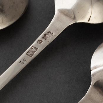 KAFFE- OCH TESKEDAR, 34 st, silver, 17-1800-tal, bl a Jonas Aspelin d.ä. Ystad 1773.