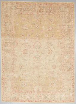 A CARPET, Zeigler design, ca 293 x 210 cm.