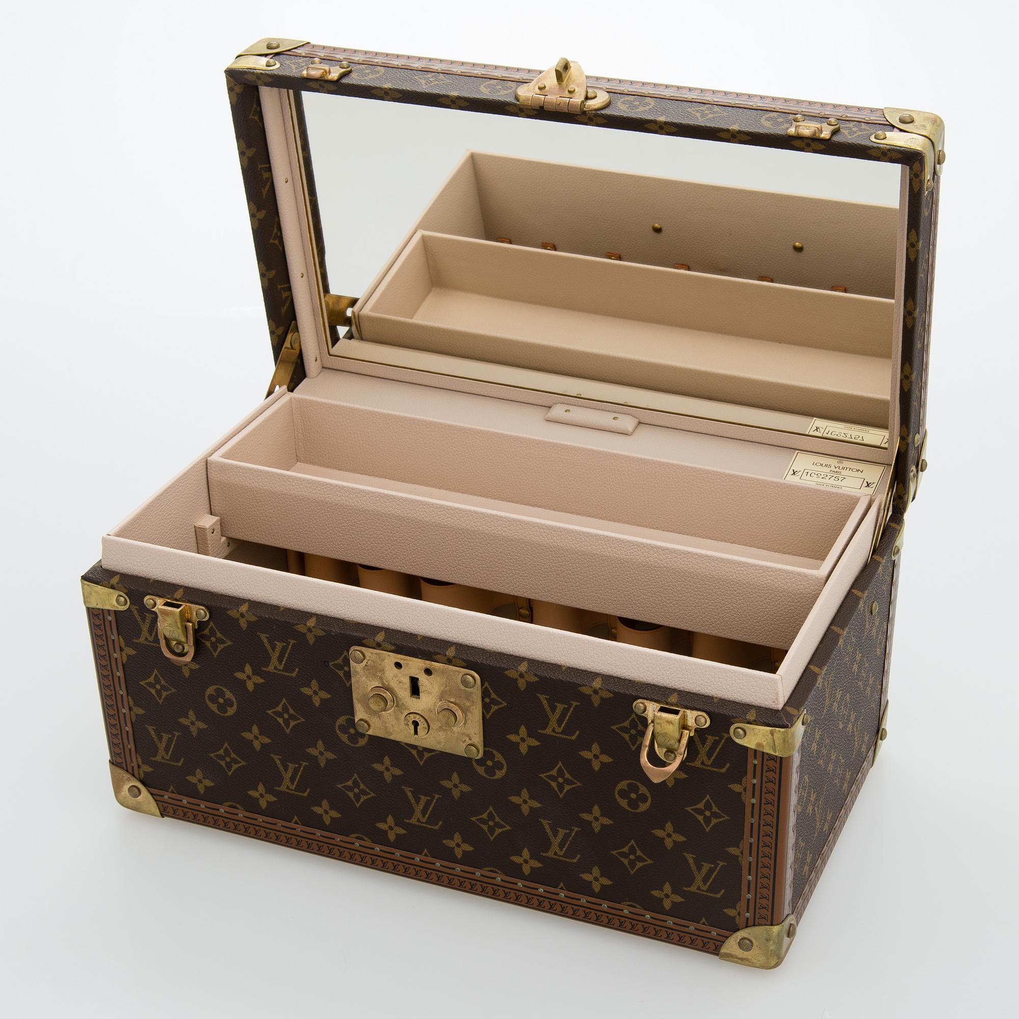 Louis Vuitton,  "Boite à Flacons", beauty box, 1900-luvun loppupuoli.