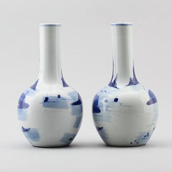 VASER, 1 par, porslin, ostindiska, 1900-tal.