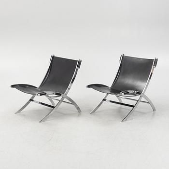 Antonio Citterio, a pair of 'Timeless" lounge chairs, Flexform, Italy.