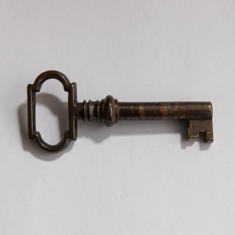 Corner bookcase three dlr 1940s.