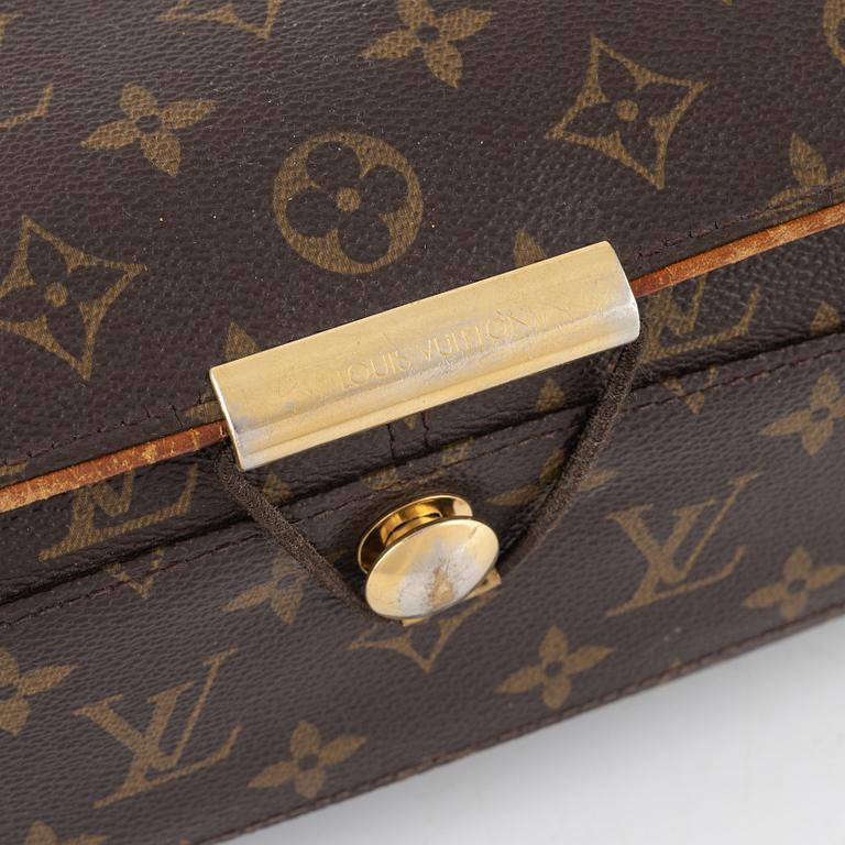 Louis Vuitton, väska, "Abbesses messenger".