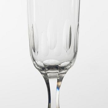 Champagnestrutar, 36 stycken, snarlika, olika tillverkning, mestadels omkring år 1900.