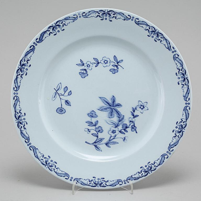 24 pieces of "Ostindia" table ware in earthenware, Rörstrand, 20th century.