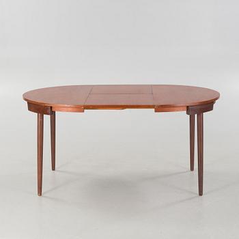 A table with five chairs, designed approx 1952 by Hans Olsen for Frem Røjle,