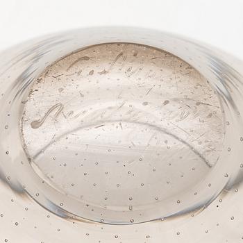 Gunnel Nyman, a glass bowl, signed G. Nyman Nuutajärvi Notsjö.