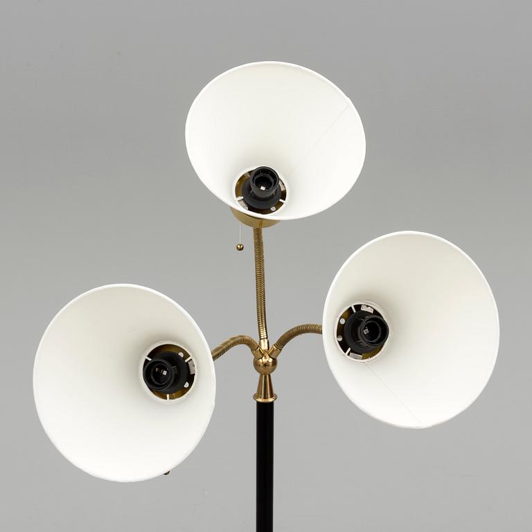 JOSEF FRANK, golvlampa modell 2431 för Firma Svenskt Tenn.