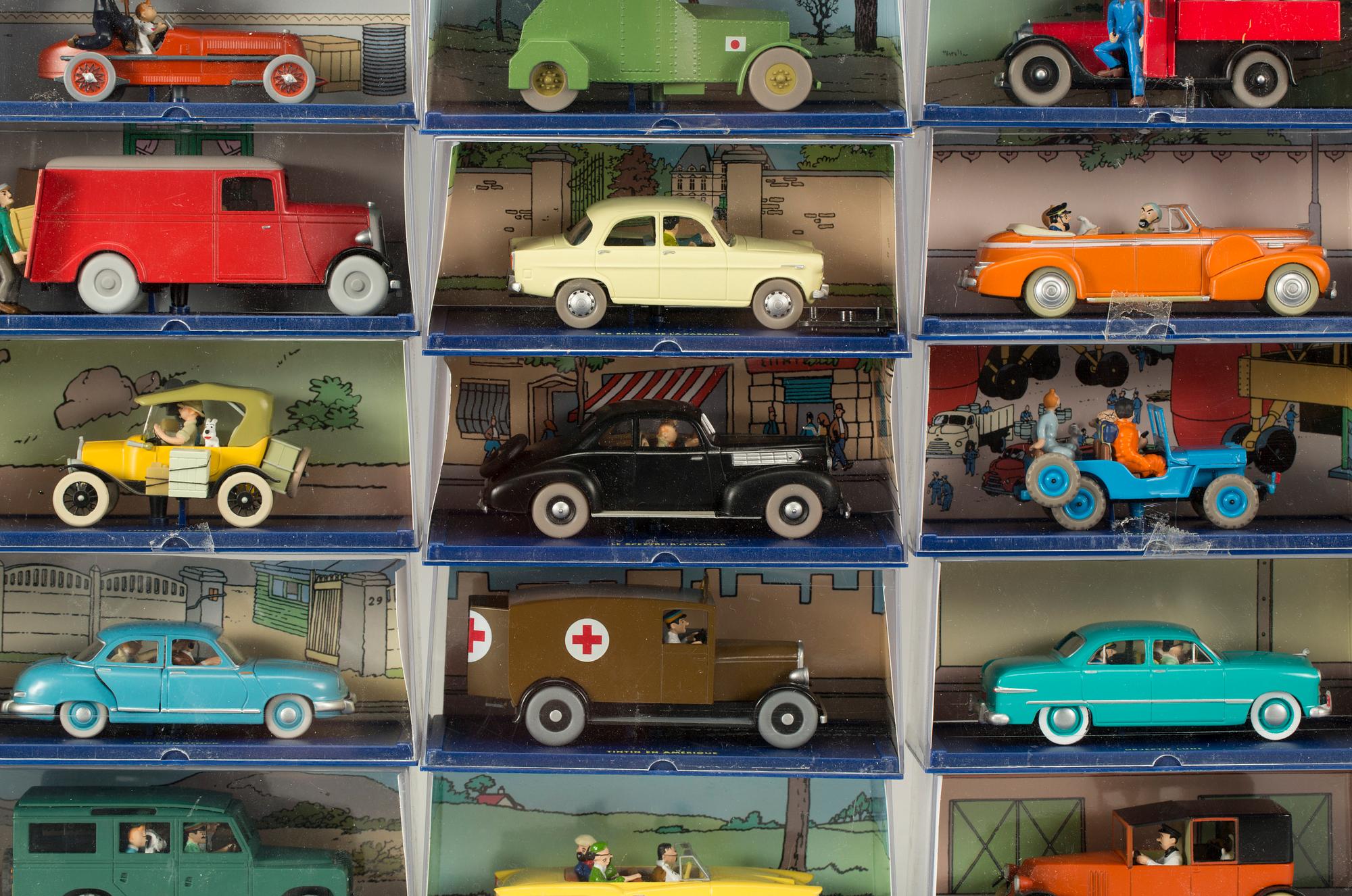 SAMLING LEKSAKSBILAR, 28 st. "TINTIN".