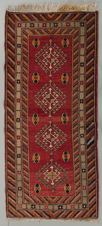 MATTA Kaukasisk old ca 208 x 98 cm.