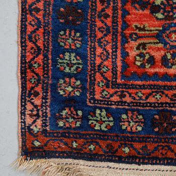 Matto, semi-antique West persian, ca 202 x 108 cm.